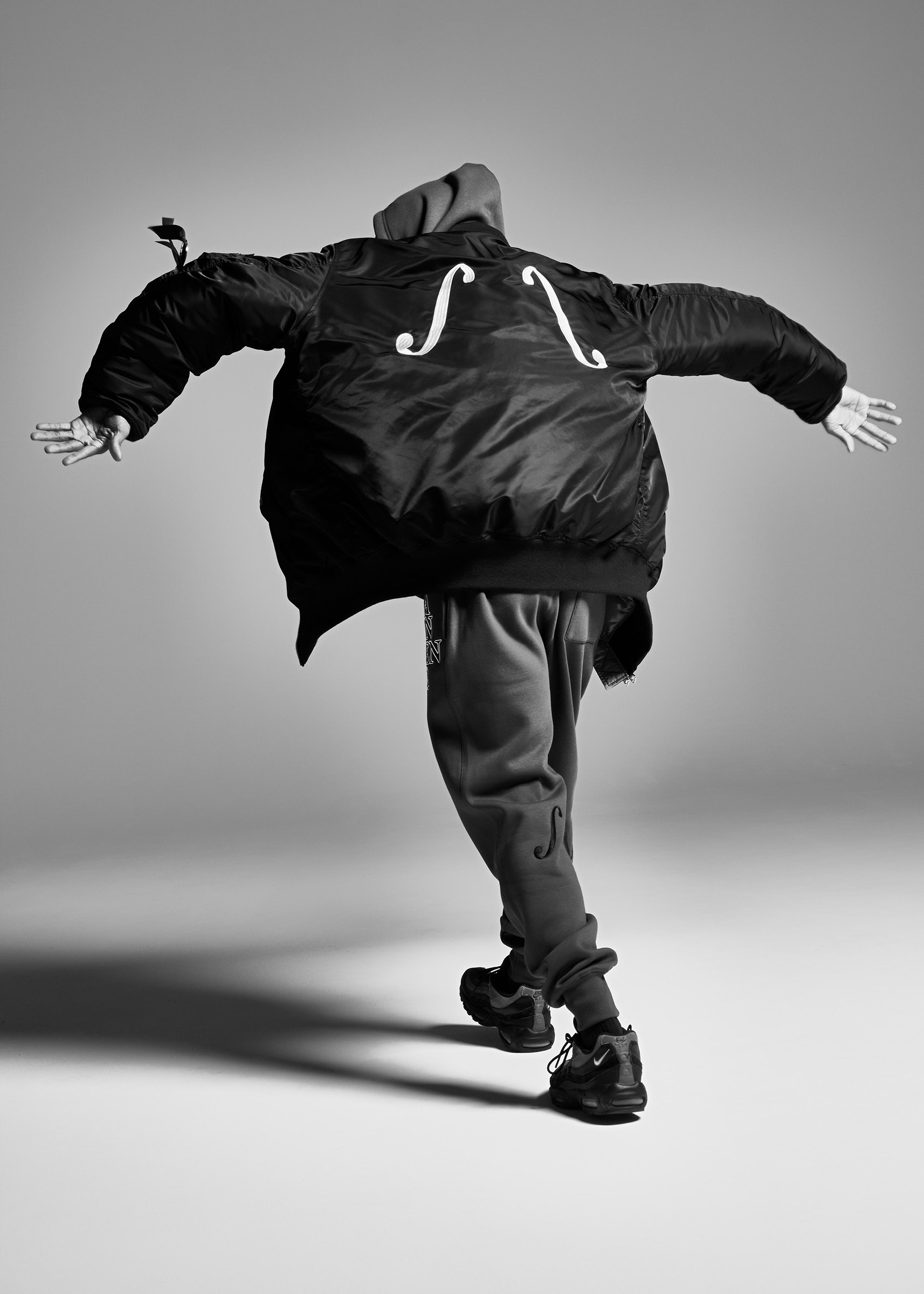 ＊ Creative direction : Toshikazu Iwaya /  Stylist : Ippei Ishida / Hair&Make up : Noboru Tomizawa /  Producer : Suemichi Tarodachi / Model : Mikuru Asakura , Nicolas , KITE , Ayuma Ouchi , Yuki , Azu