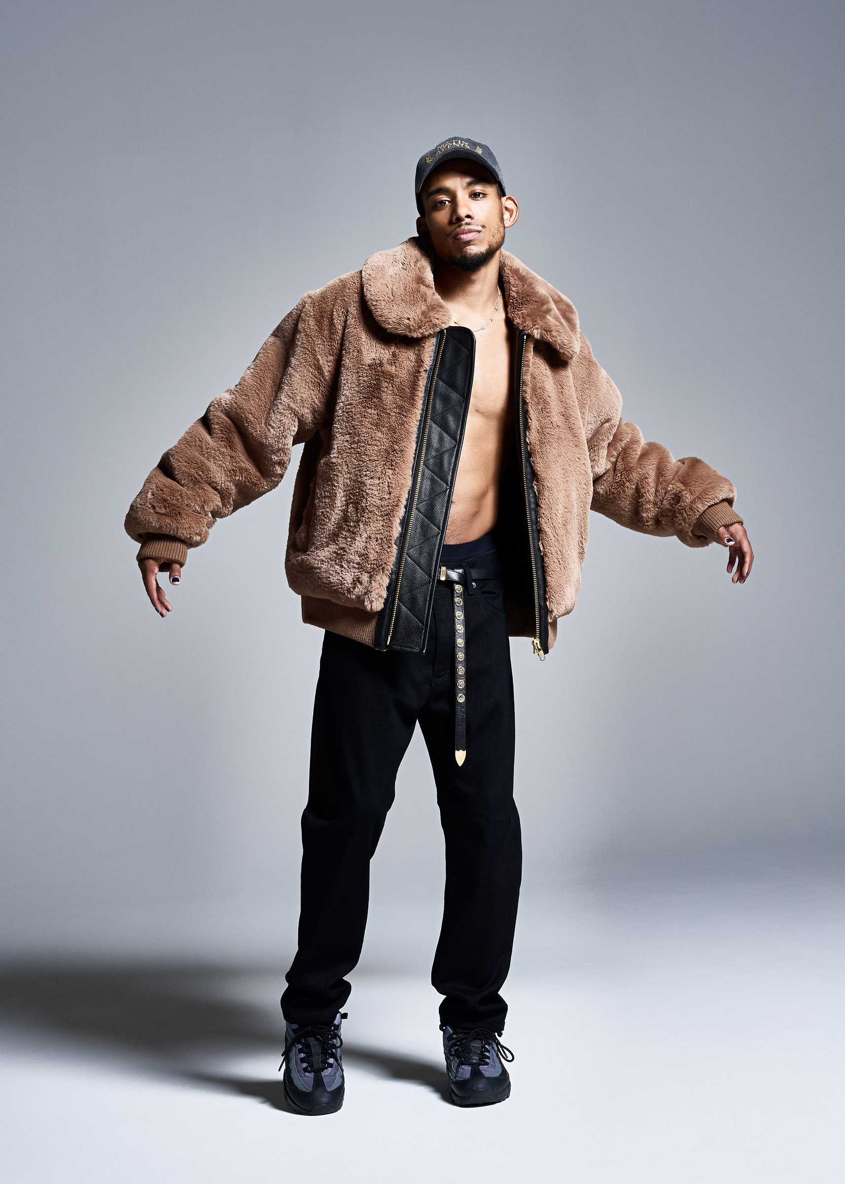 ＊ Creative direction : Toshikazu Iwaya /  Stylist : Ippei Ishida / Hair&Make up : Noboru Tomizawa /  Producer : Suemichi Tarodachi / Model : Mikuru Asakura , Nicolas , KITE , Ayuma Ouchi , Yuki , Azu