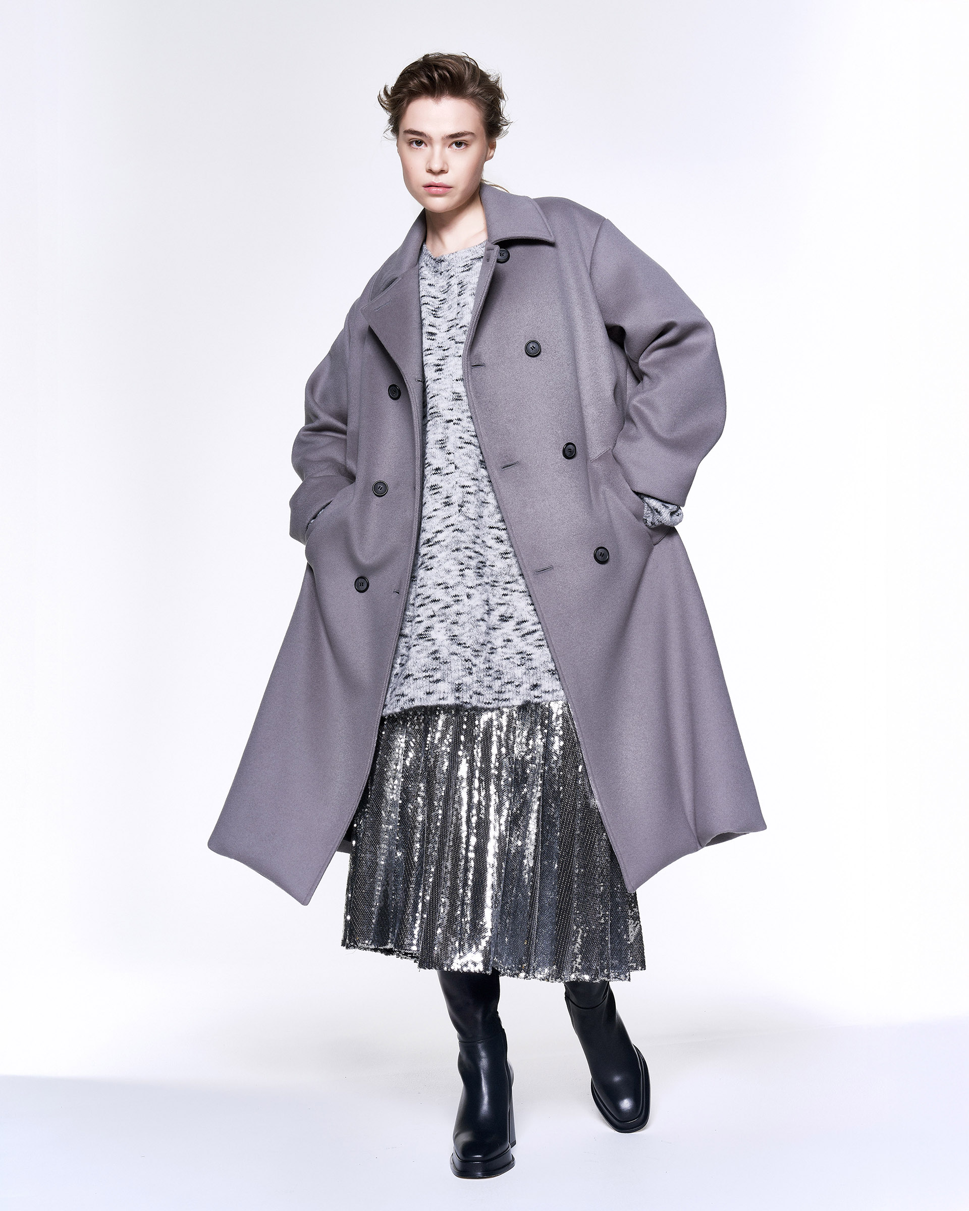 ＊ Creative direction & Stylist : Yann Le Goec / Hair&Make up : Tomo Tamura / Model : Agata Ruta / Special thanks to : Maako Imanaka