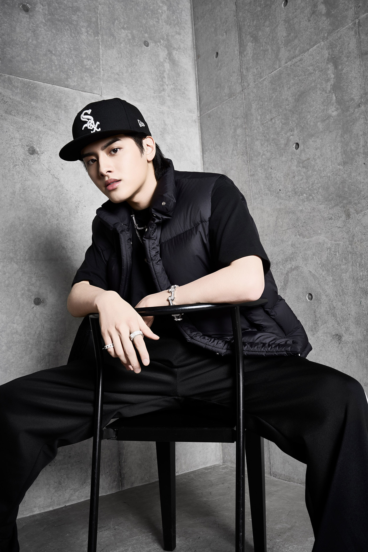 ＊ Creative direction : Ayumu Niikura / Produce :  Motoyoshi Ueki / Styling :  Takanori Akiyama / Interview : Misato kikuchi