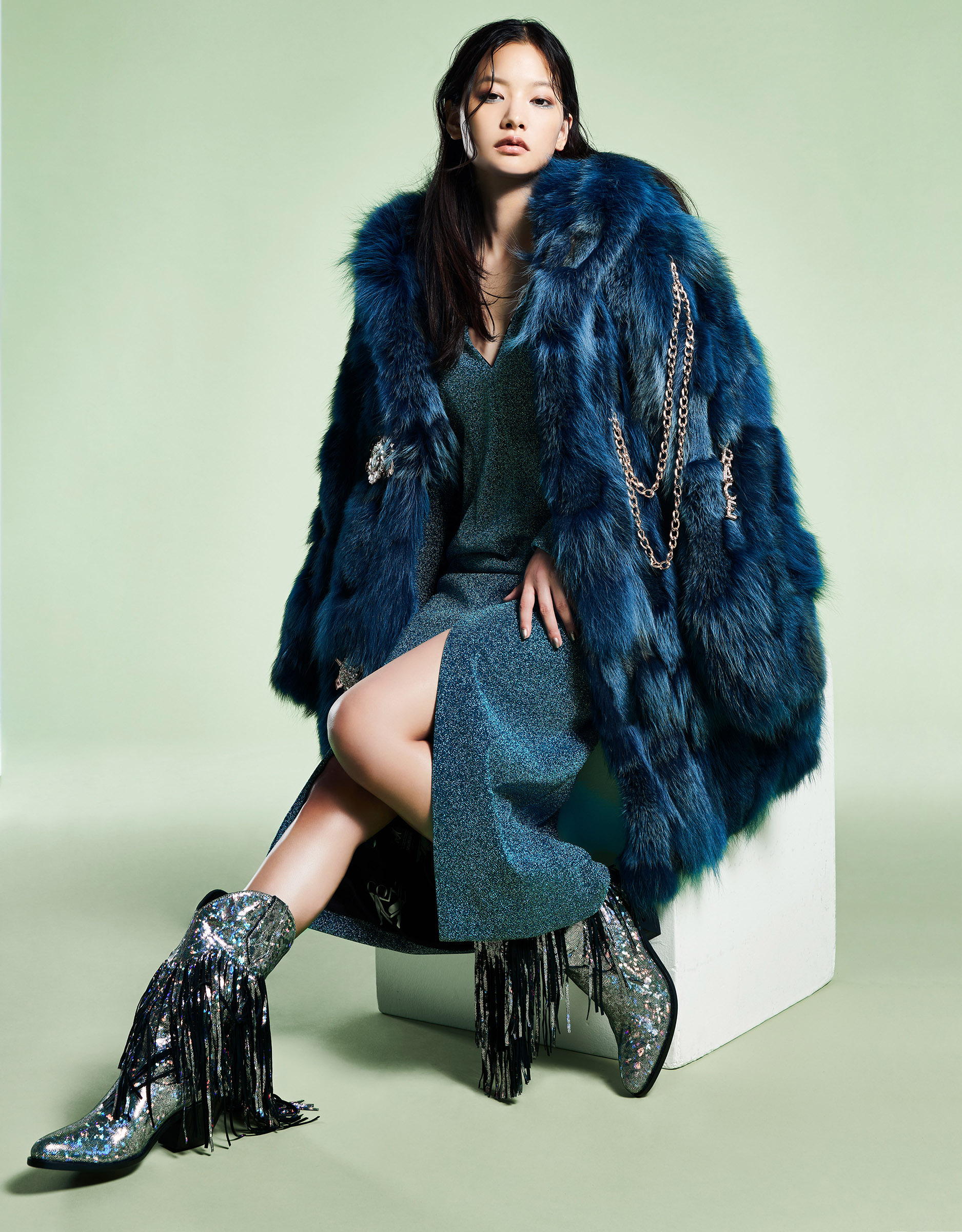 Risa Oda / 織田梨沙  for marie claire style Japan magazine  ＊  Direction, Styling&Produce : Katuhito Tai , Riko Obayashi&Naomi Tomisawa (marie claire style Japan)  / Clothe : COLLINI / Hair&Make up : Yuko Fujiwara