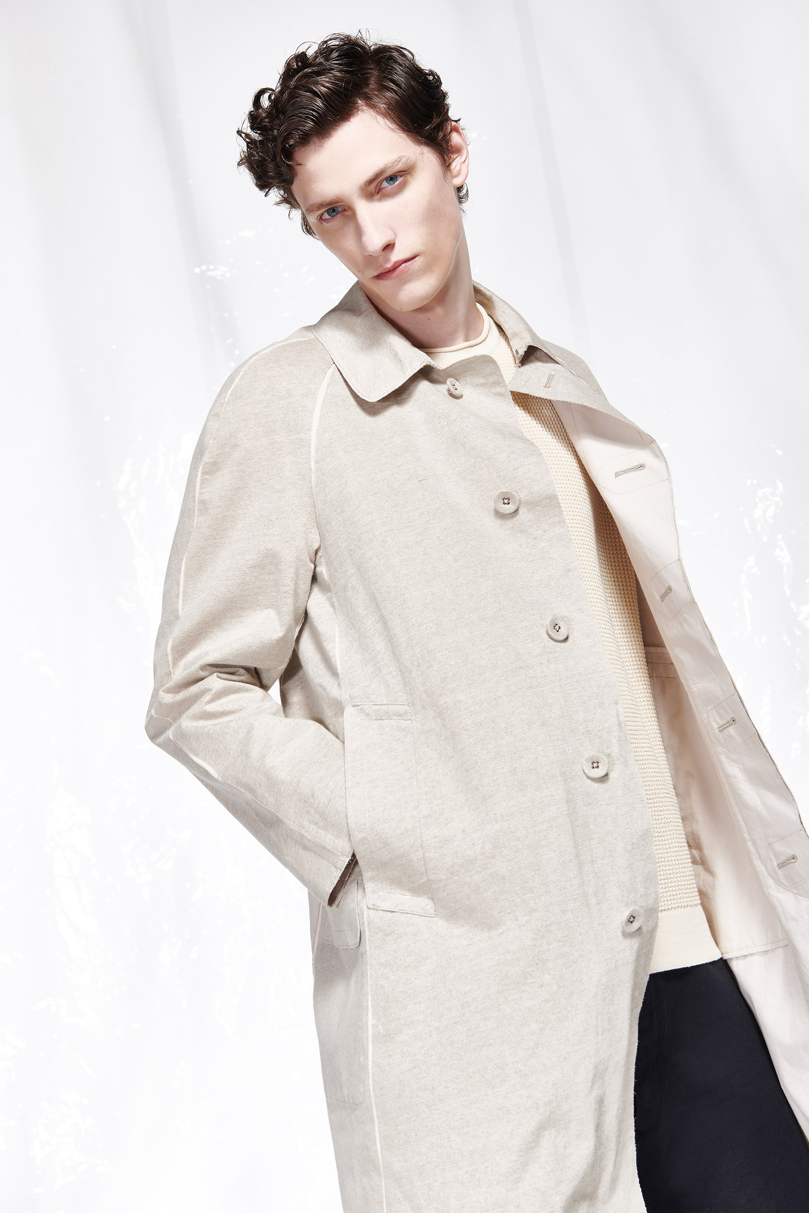 ＊  Creative Director : Hiroki Wakisaka  / Producer : Hiromi Kawakami / Hair : TAKESHI(sept) / Model : Kristof Pituk / Cordinator : Satoko Kinoshita 