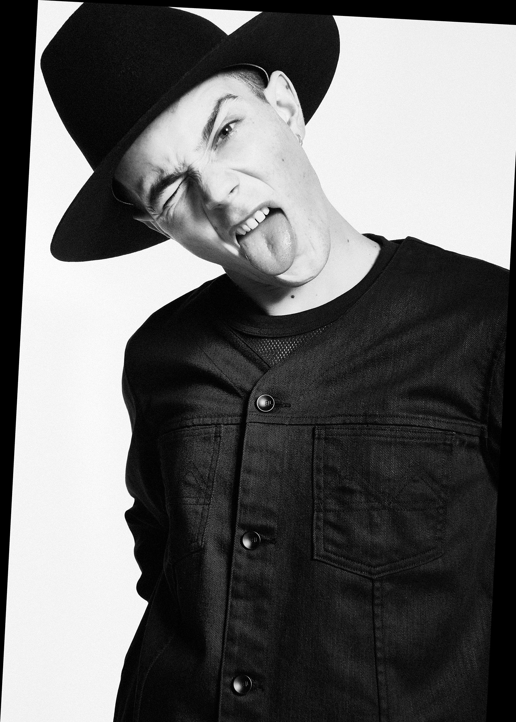 ＊Art Director&Stylist : Shunsuke Niwa(NON-GRID) / Hair : Shin  / Model : Isiah(Image Models) / Special thanks to : Tetsuya Saito&Yoshiaki Yano(JOHNBULL) 