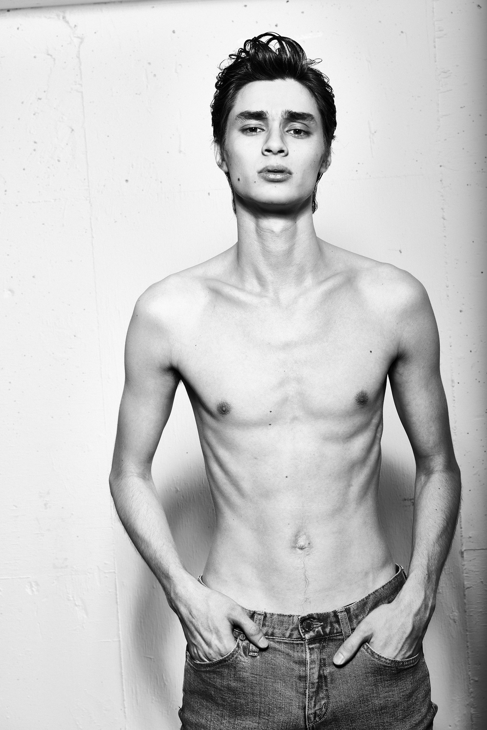 ＊ Direction&Styling：Koji Udo / Hair : HIROKI(W) / Model : Simon（WIZARD MODELS） 