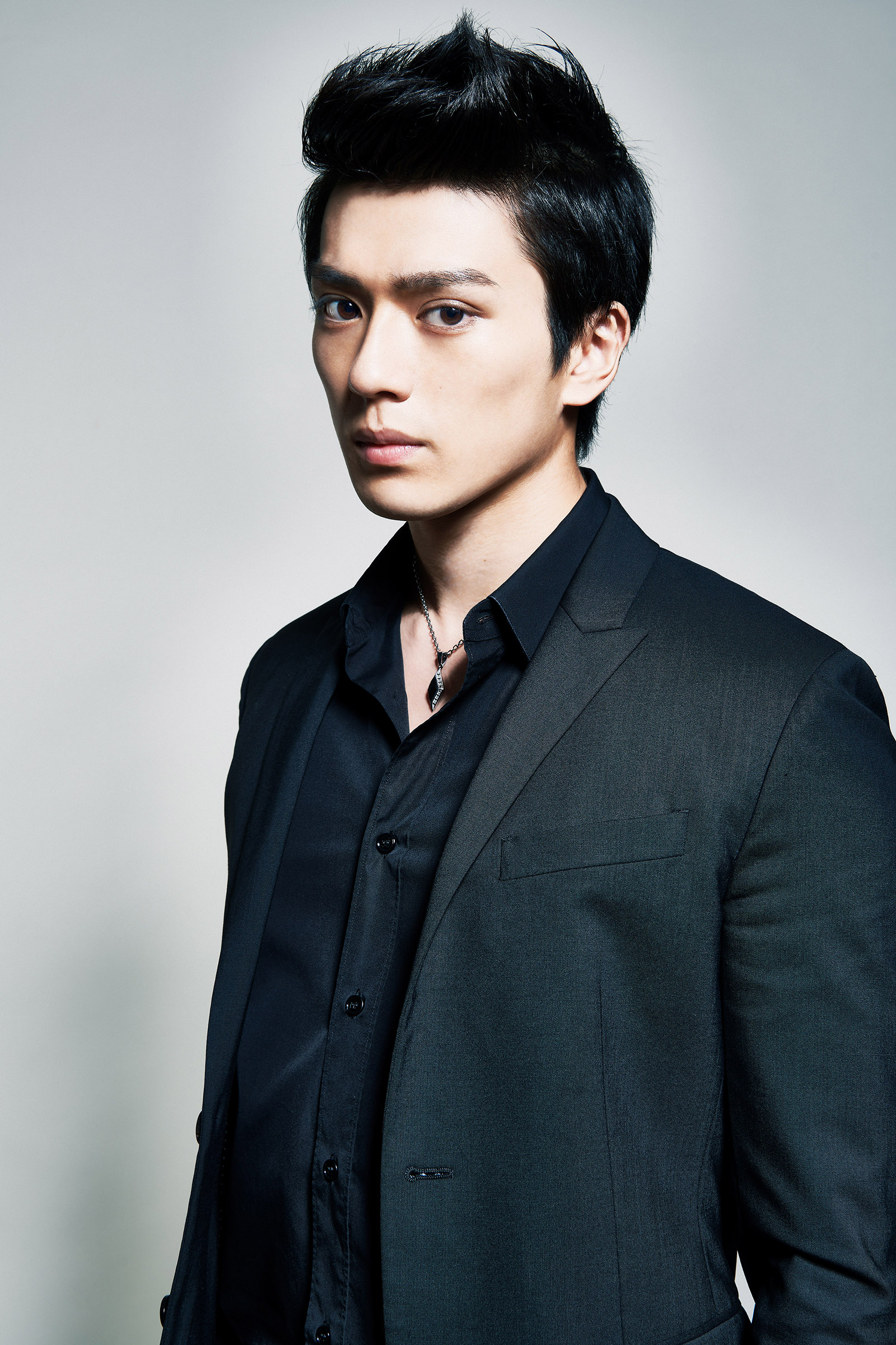 ＊ Model : Austin Mahone/オースティン・マホーン , Makkenyu Arata/新田真剣佑 , Stylist : Takashi Tokunaga ,  Photographic Assistant : Nicholas Barton 